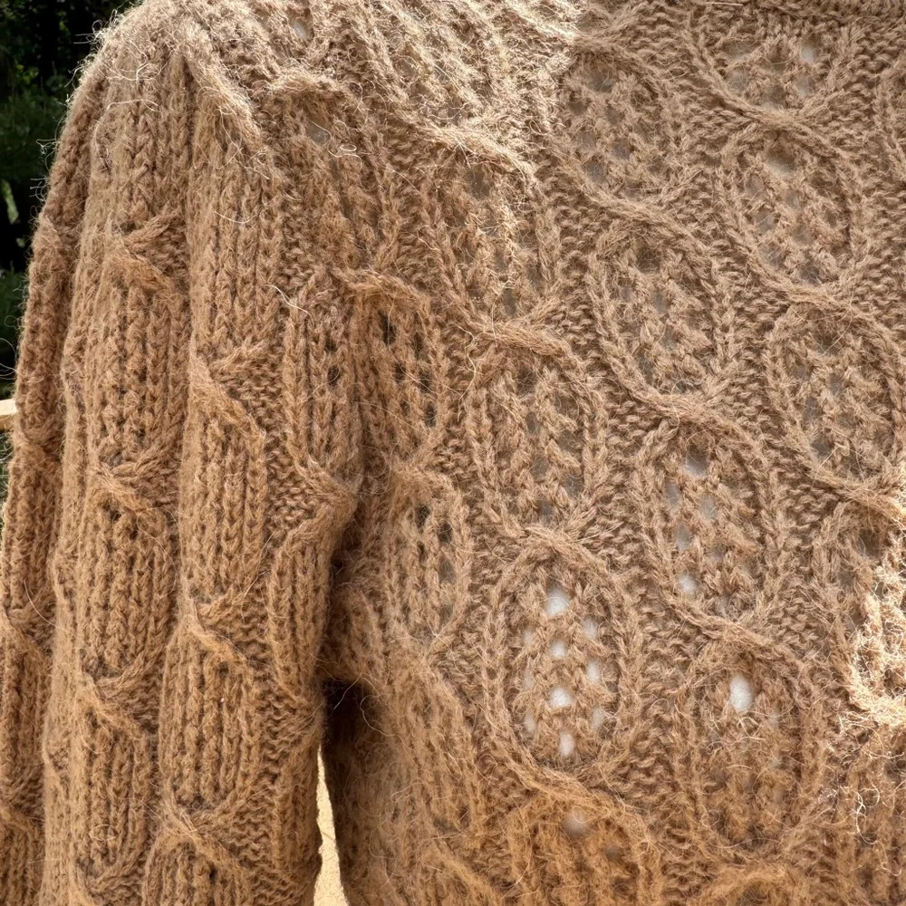 J. Crew Cable Knit Tan Sweater size XS - Picture 3 of 10